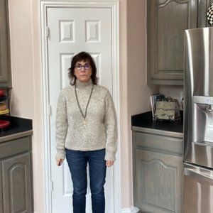 Snuggly Peruvian Connection turtleneck 19.5" inches.  Cream with brown speckles.